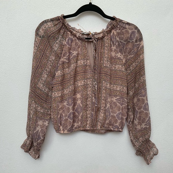 American Eagle Outfitters Tops - American Eagle Boho Patterned Smock Sleeve Long Sleeve Crop Top Size Small